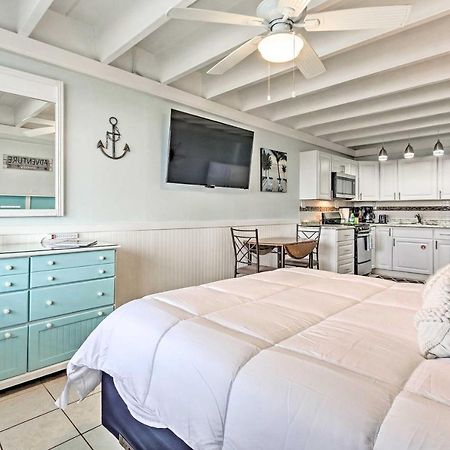 Panama City Beach Studio With Pool And Beach Access Bagian luar foto