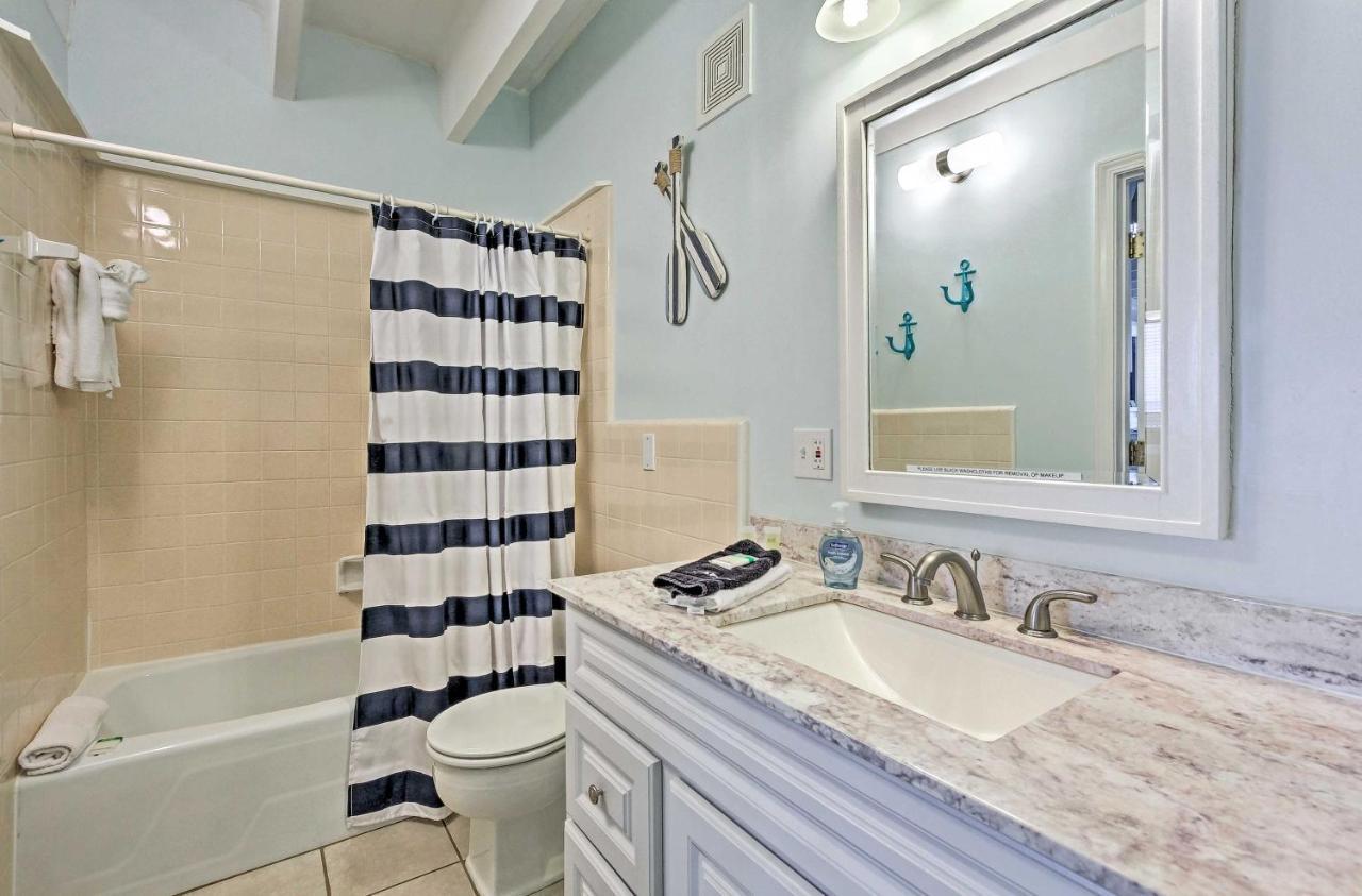 Panama City Beach Studio With Pool And Beach Access Bagian luar foto