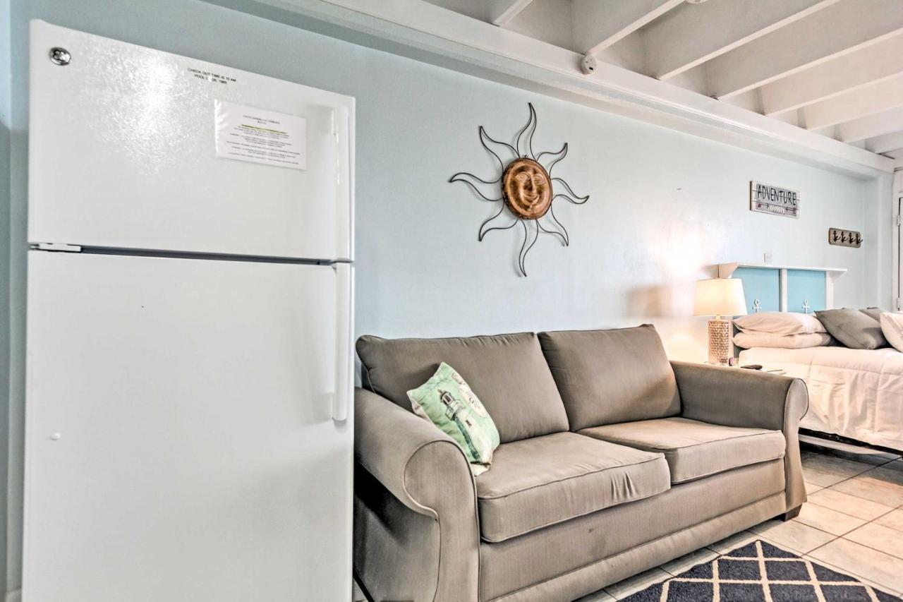 Panama City Beach Studio With Pool And Beach Access Bagian luar foto